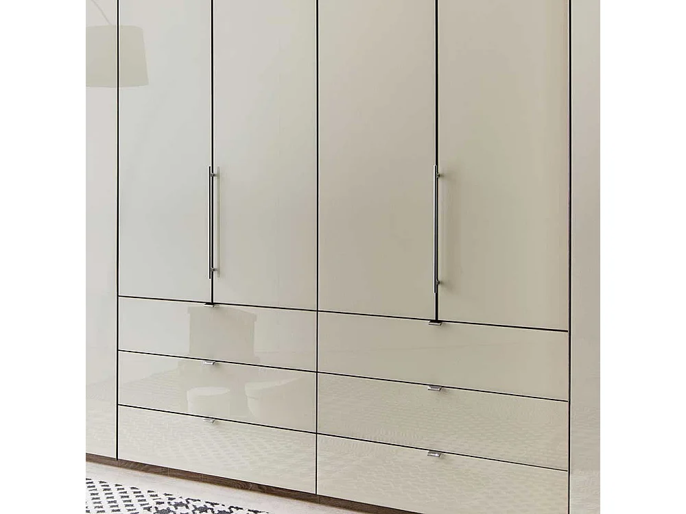 Großer Kleiderschrank mit Falttüren Creme Weiß