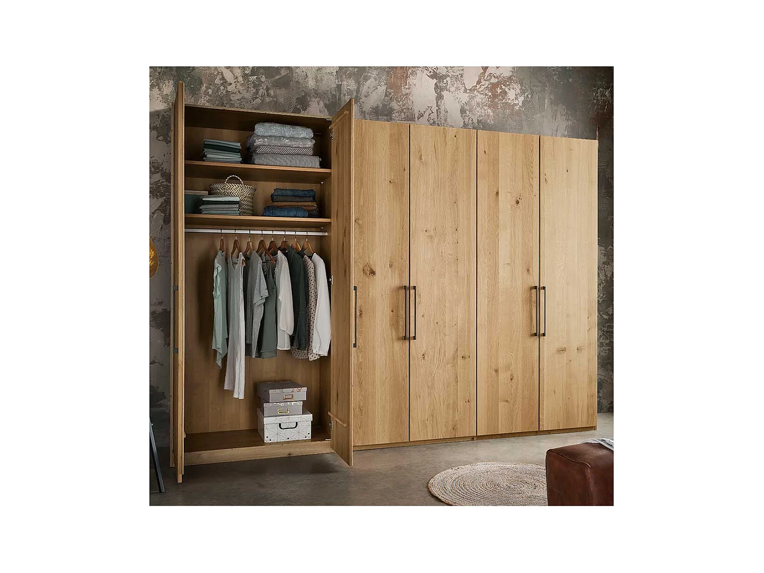 Kleiderschrank Wildeiche Bianco Made in Germany Metallgriffen