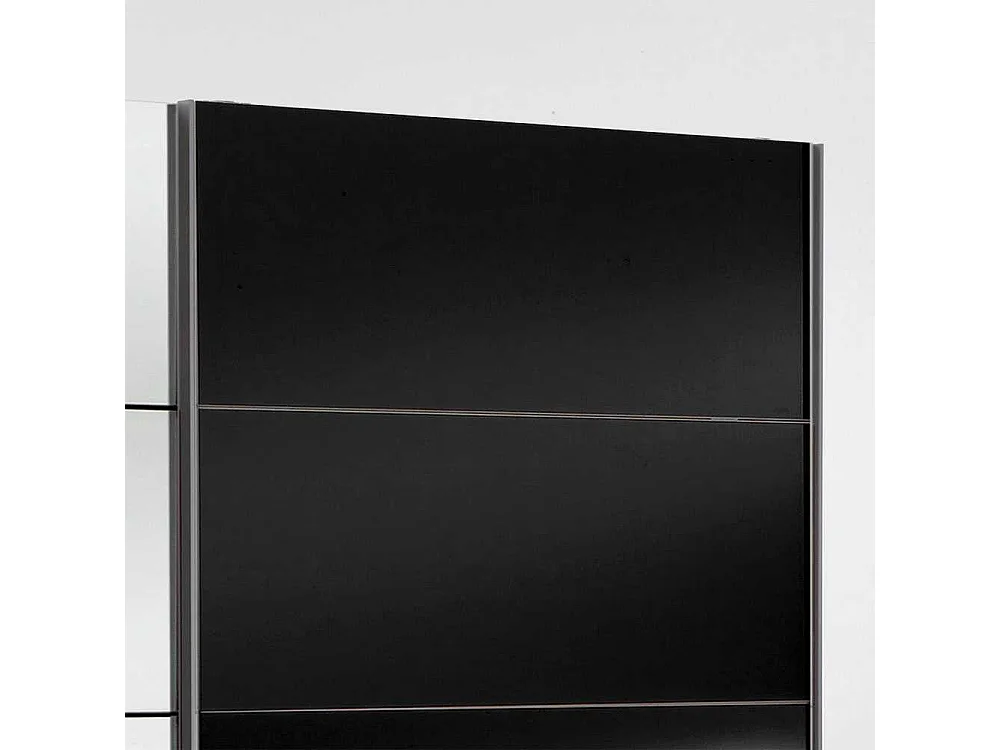 Kleiderschrank mit Schwebetüren modern