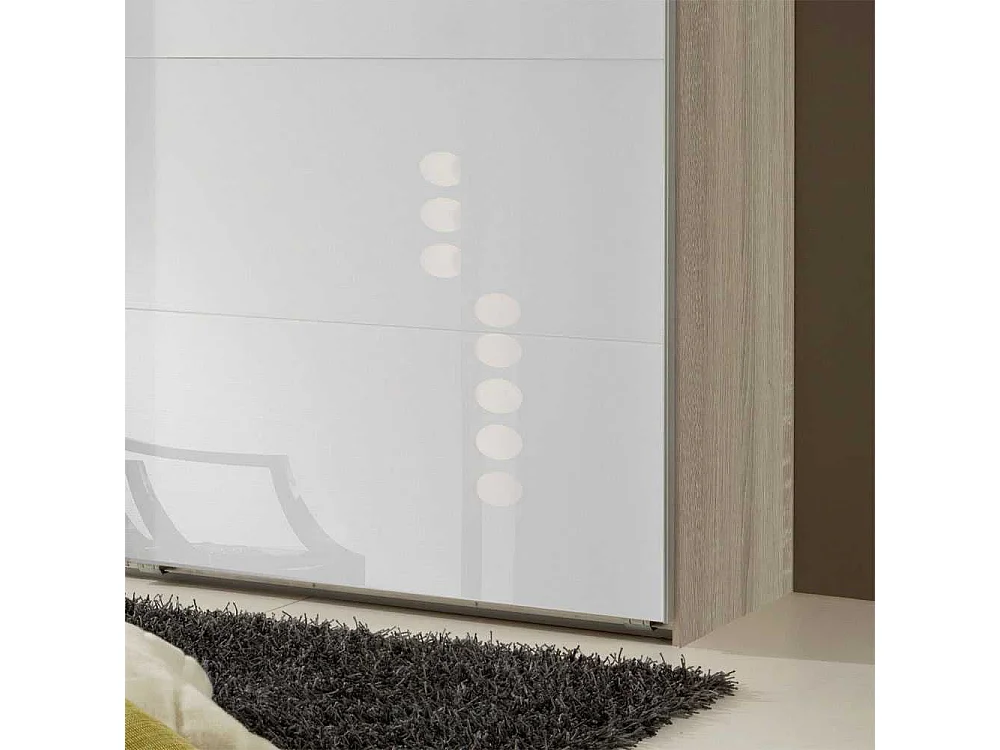 Schwebetürenschrank in Eiche Sägerau Weißglas