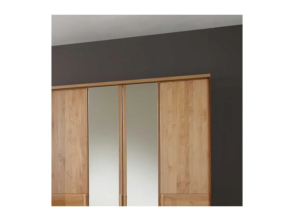 Kleiderschrank aus Erle Teilmassiv Spiegel