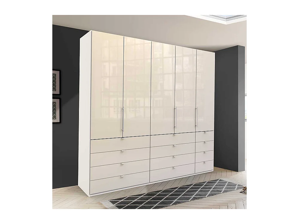 Falttüren Schlafzimmerschrank in Creme Weiß Glas beschichtet Made in Germany