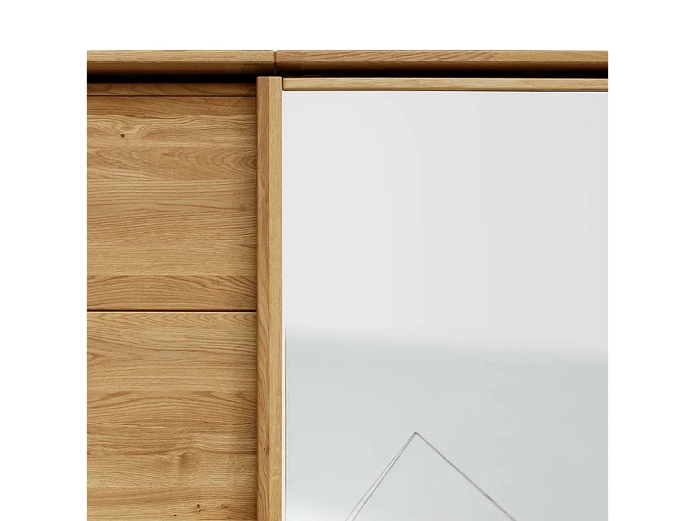 Schiebetürenschrank aus Wildeiche Massivholz Spiegelglas