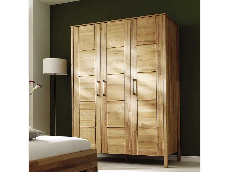 Schlafzimmerschrank mit 3 Drehtüren 3 türig