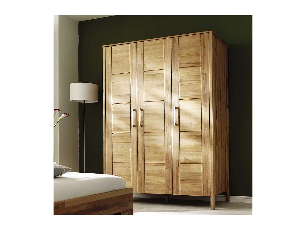 Schlafzimmerschrank mit 3 Drehtüren 3 türig