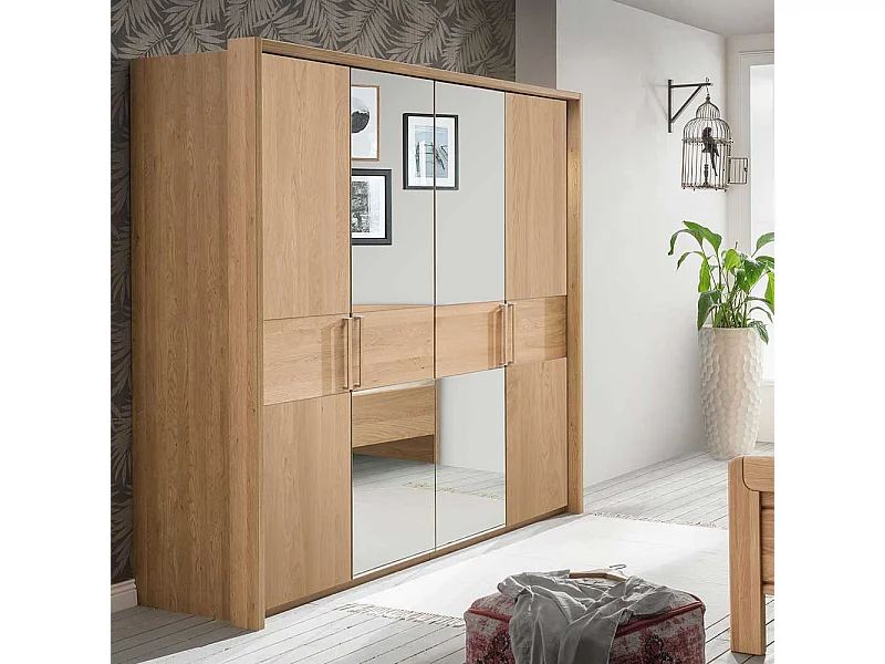 Schlafzimmerschrank aus Eiche teilmassiv Spiegel