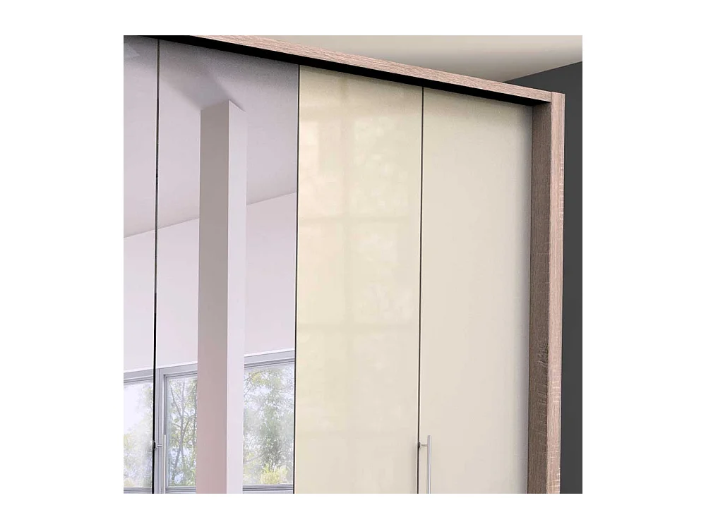 Panorama Kleiderschrank mit drei Falttüren Spiegel und Schubladen glasbeschichtet
