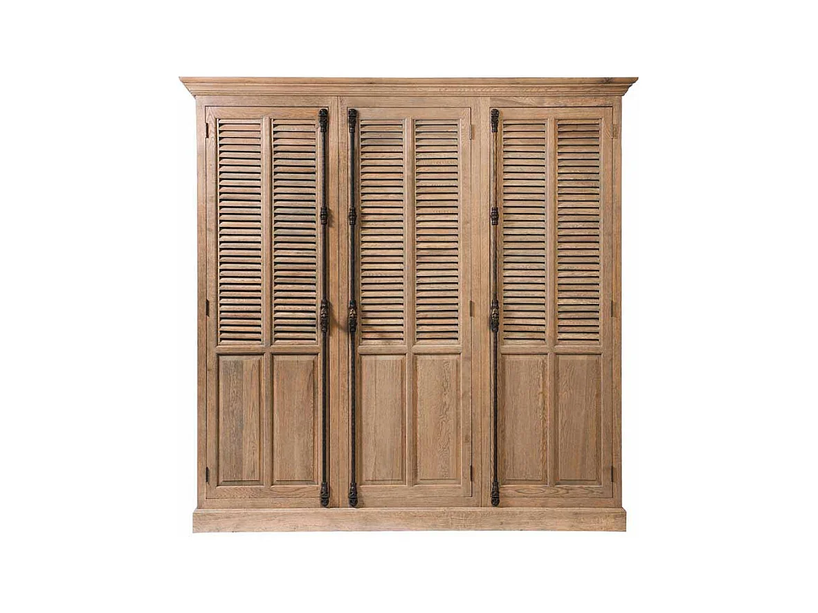 Kleiderschrank aus Eiche mit Antik Finish abschließbar