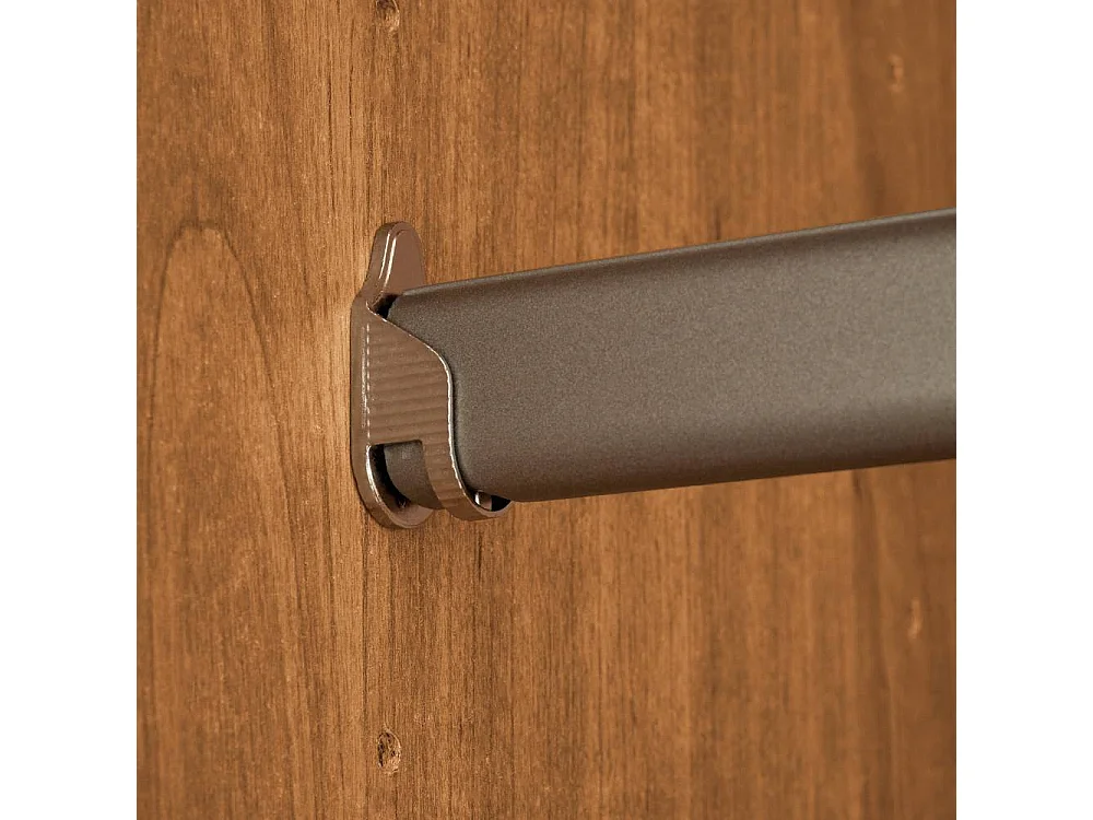 Drehtürenschrank Schlafzimmerschrank in modernem Design mit Metallgriffen