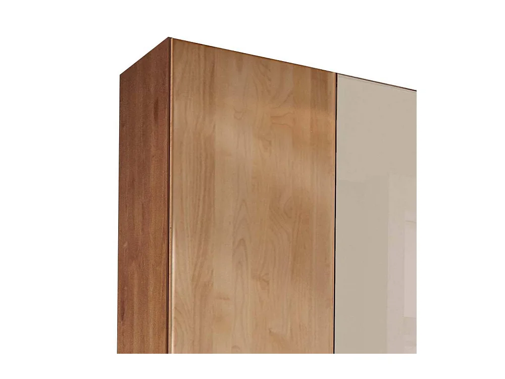 Kleiderschrank Schlafzimmerschrank teilmassiv in Erlefarben & Champagner