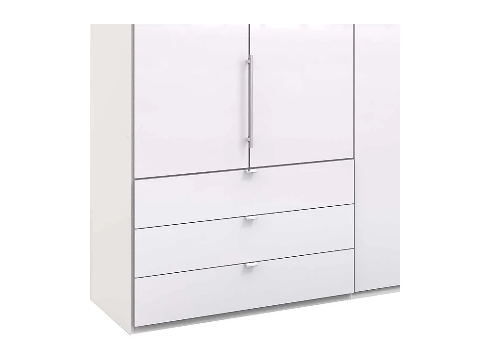 Weißer Falttürenschrank mit viel Stauraum glasbeschichtet