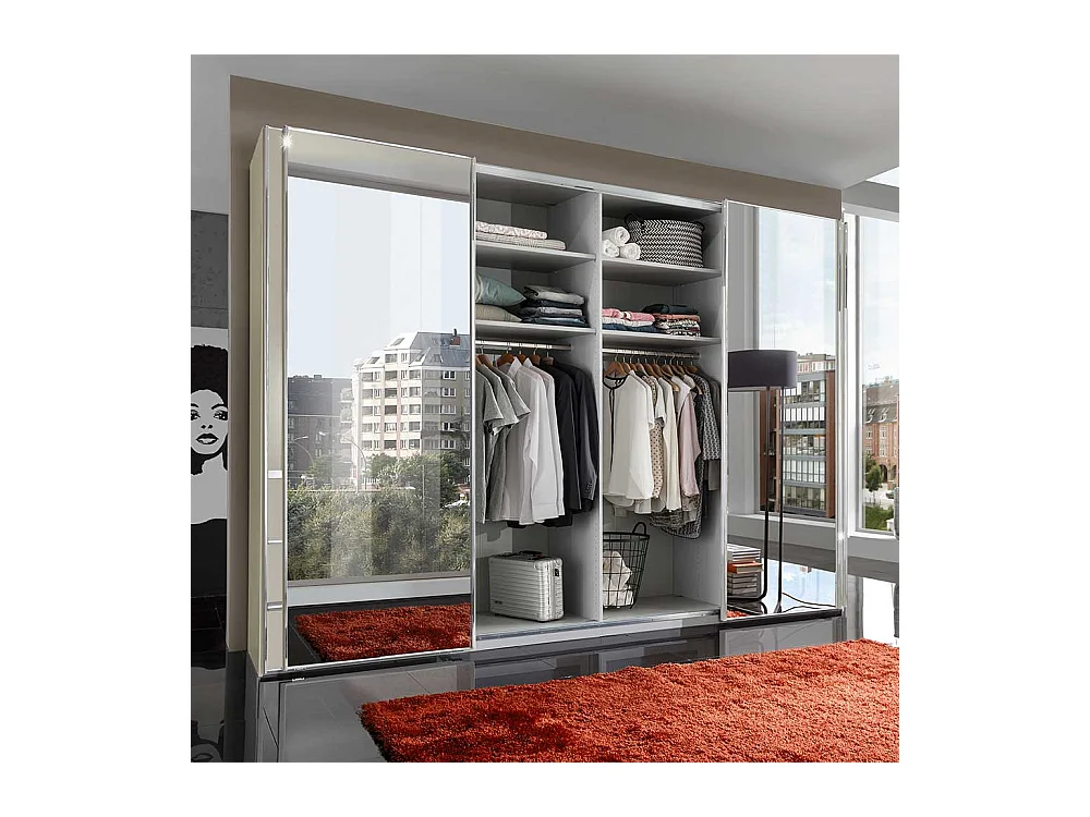 Schiebetürenschrank Champagner in modernem Design Made in Germany