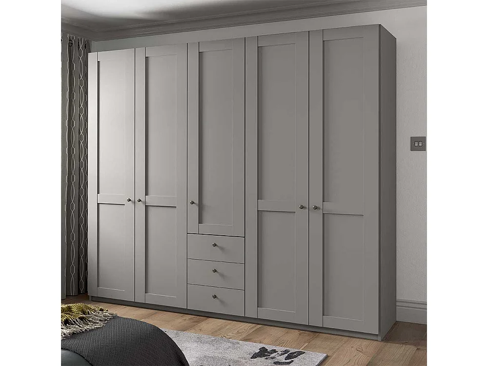 Landhaus Design Schlafzimmerschrank in Hellgrau 250 cm breit