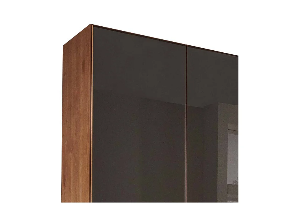 Drehtürenkleiderschrank Schlafzimmerschrank in modernem Design - vier Einlegeböden