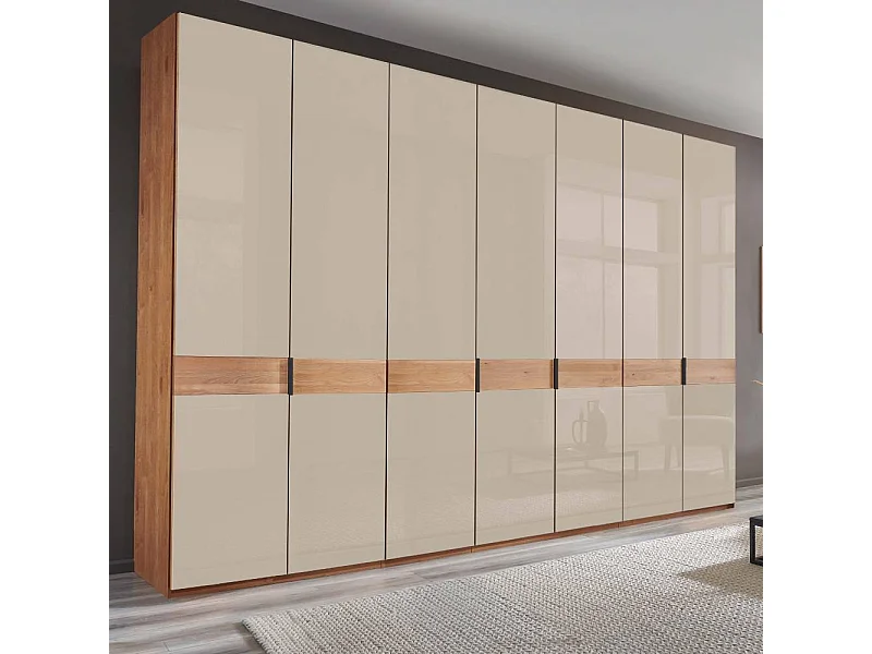 Drehtürenschrank Wäscheschrank in Erlefarben und Champagner