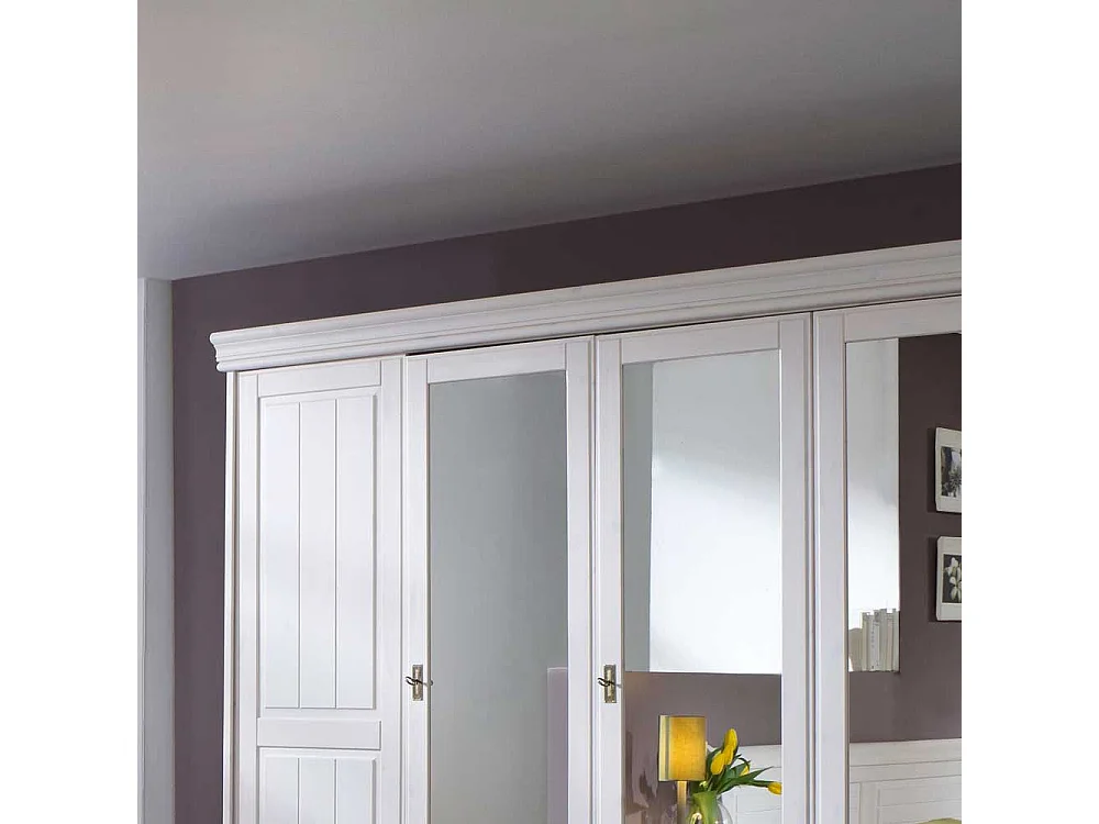 Schlafzimmerschrank in Weiß Glas