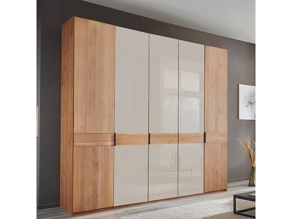 Schlafzimmerschrank Drehtürenkleiderschrank in Champagner & Erle mit Metallgriffen