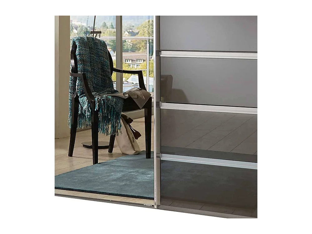 Kleiderschrank mit Schwebetüren in Braun Front glasbeschichtet