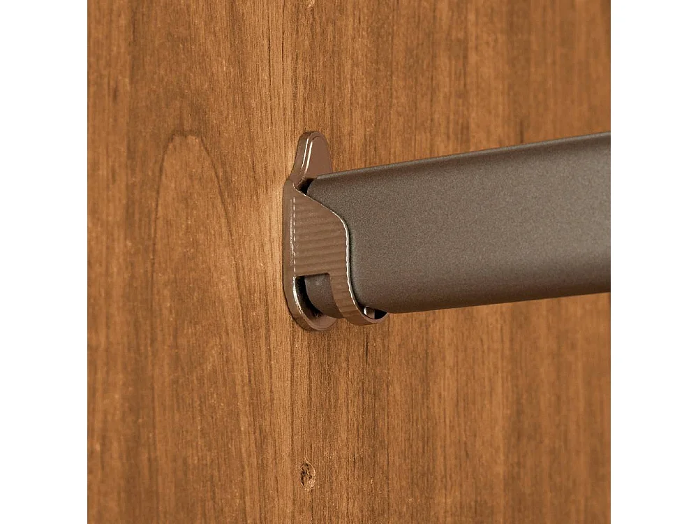 Drehtürschrank Schlafzimmerschrank in modernem Design und Erlefarben