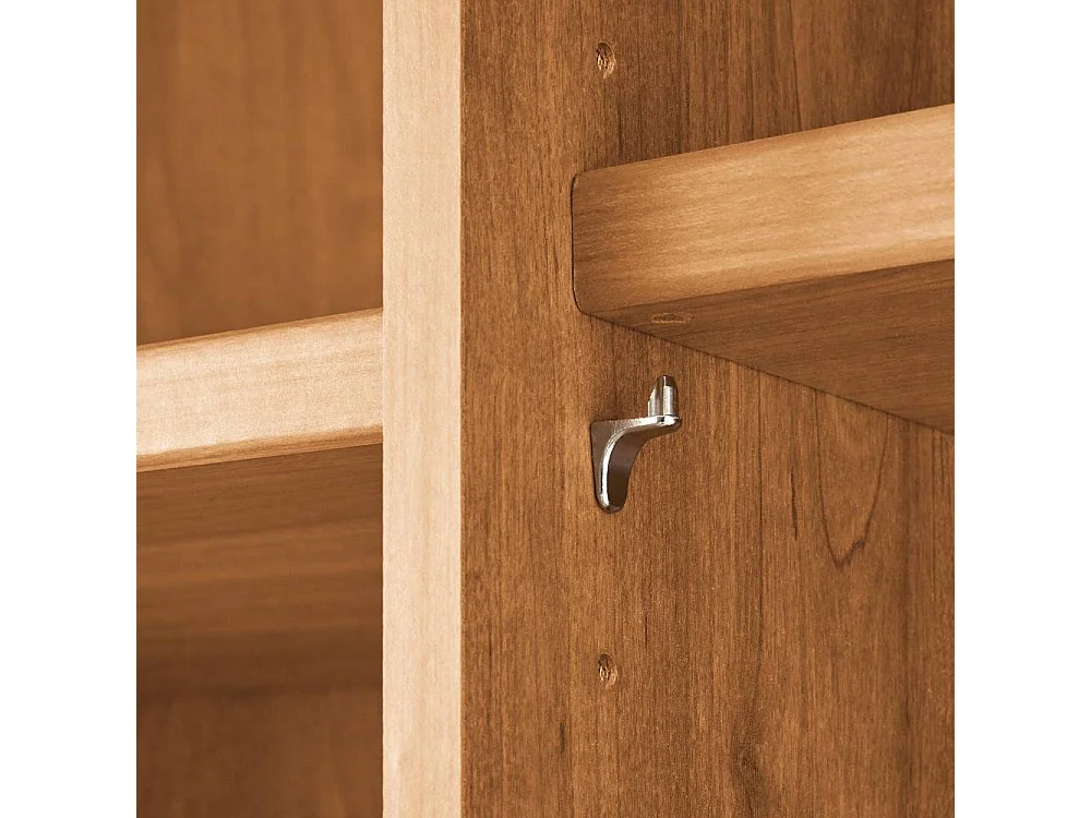 Drehtürenschrank Spiegelschrank teilmassiv in Erlefarben