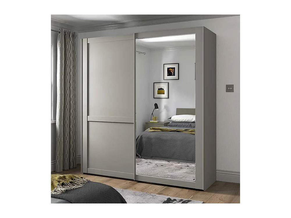 Schwebetürenschrank Spiegel rechts in Hellgrau modernen Landhausstil