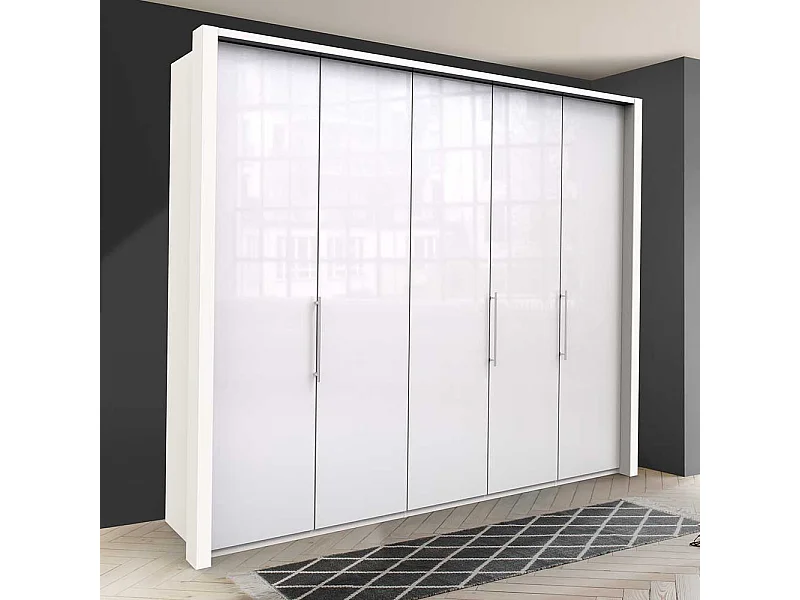 Panorama Kleiderschrank in Weiß glasbeschichtet Made in Germany
