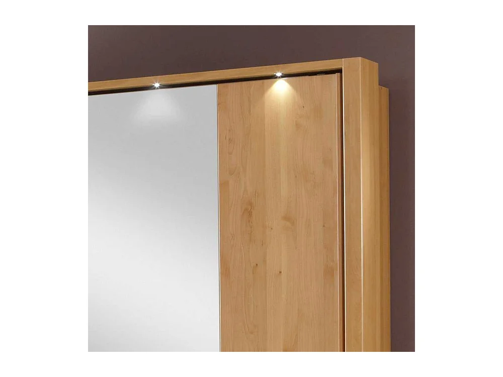 Schwebetürenschrank aus Erle Teilmassiv Beleuchtung