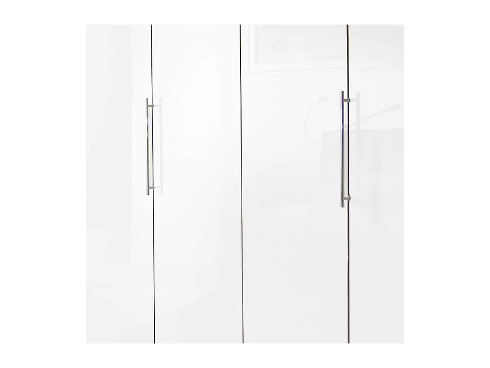 Falttüren Kleiderschrank in Weiß Glas beschichtet