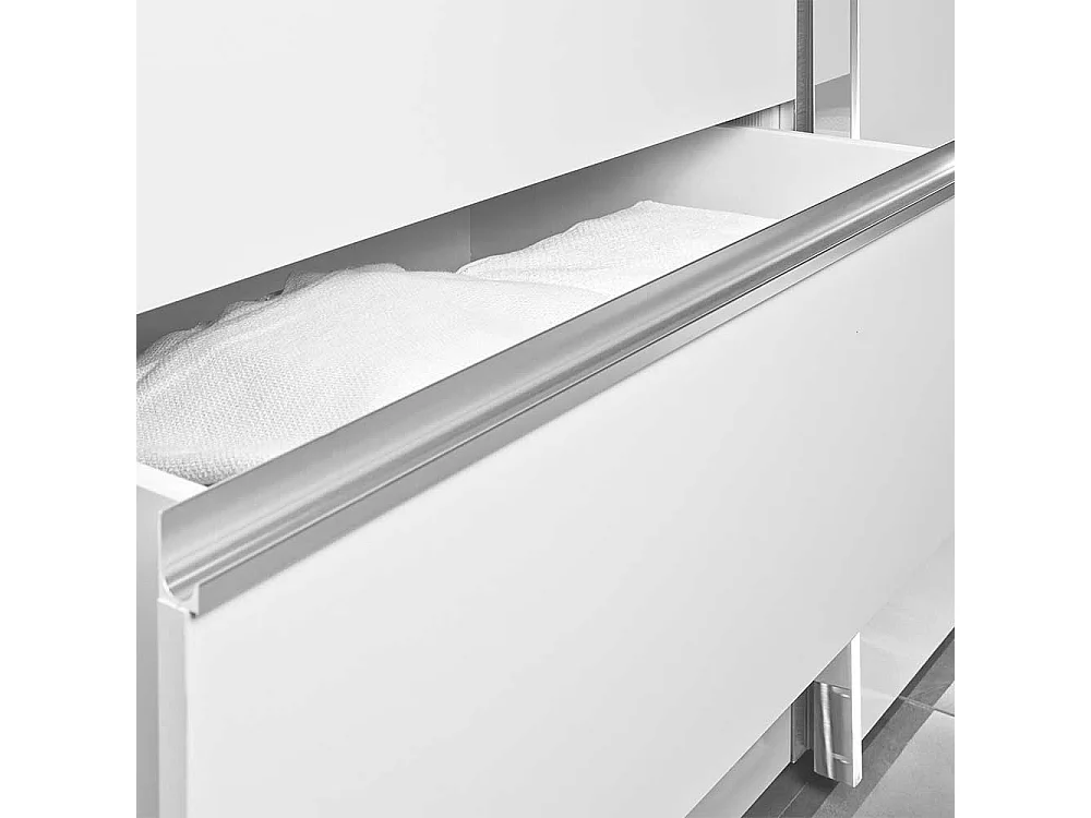 Weißer Schwebetürenschrank Glas beschichtet LED Beleuchtung