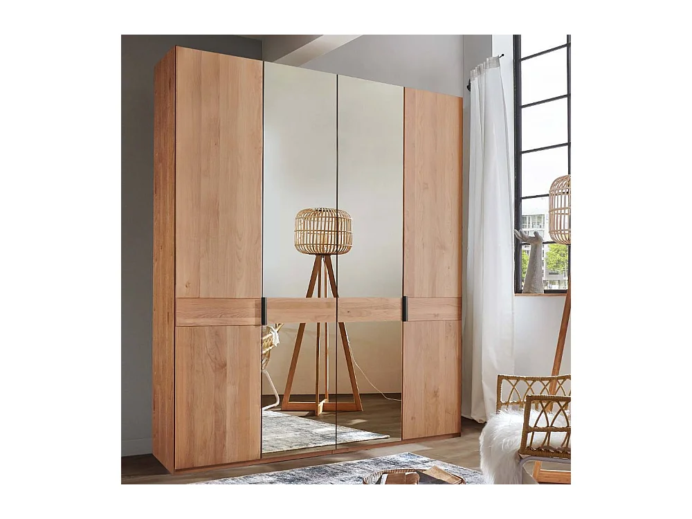 Spiegelschrank Schlafzimmerschrank in Erlefarben mit Metallgriffen