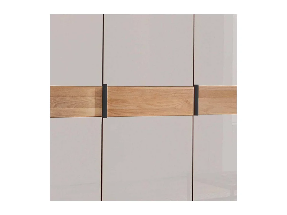 Drehtürenschrank Schlafzimmerschrank in Weiß und Erlefarben