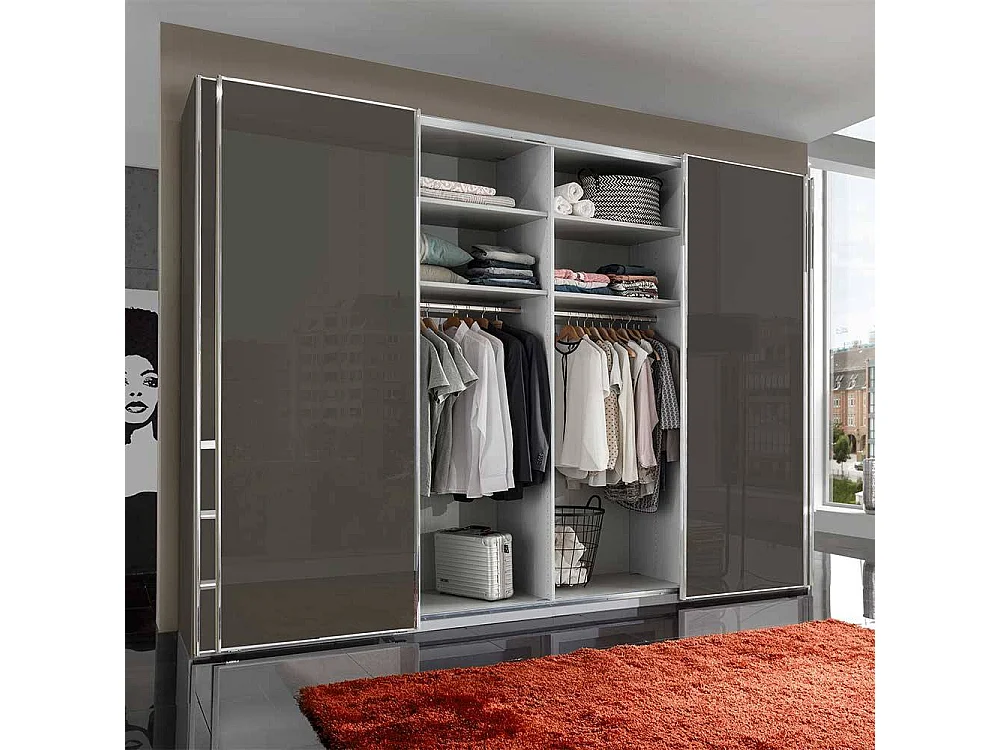 Kleiderschrank Schwebetüren in modernem Design Made in Germany