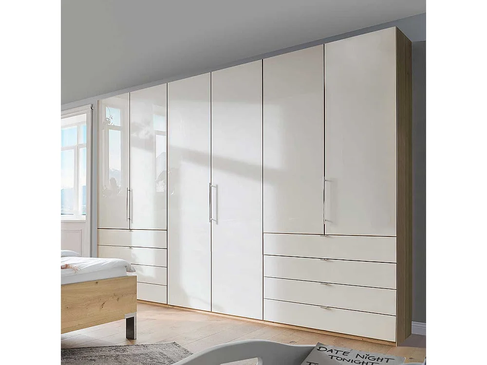 Schlafzimmerschrank in Beige und Eiche Bianco Falttüren