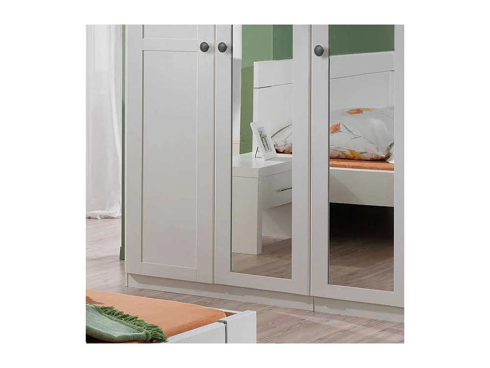 Spiegeltüren-Kleiderschrank in Weiß Profiltüren