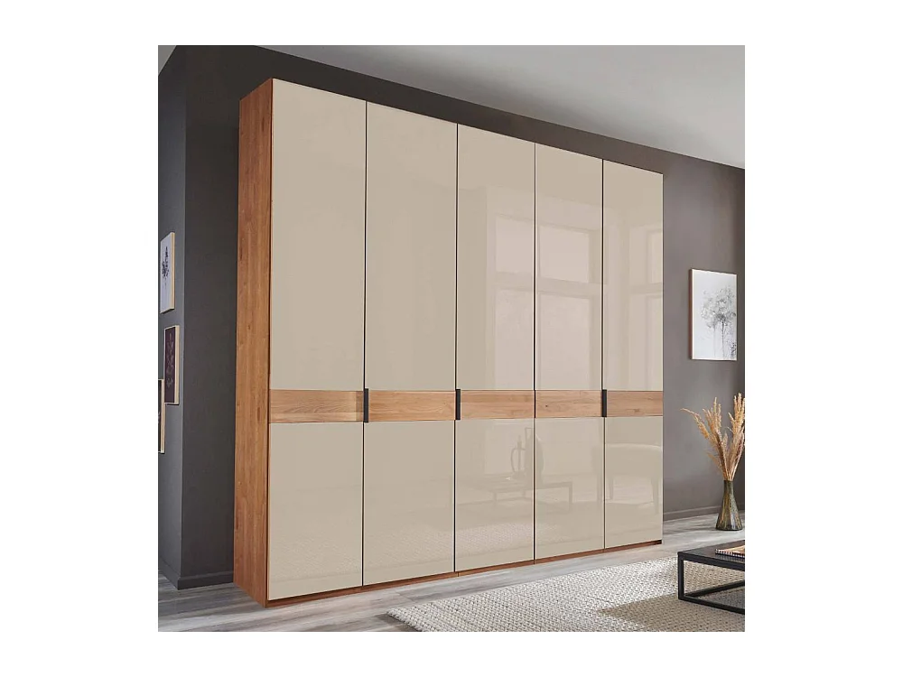 Schlafzimmerschrank Drehtürenschrank in Champagner und Erlefarben