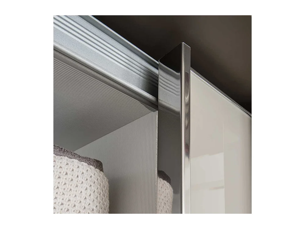 4 türiger Schwebetürenschrank in Creme Weiß und Braun 330 cm breit