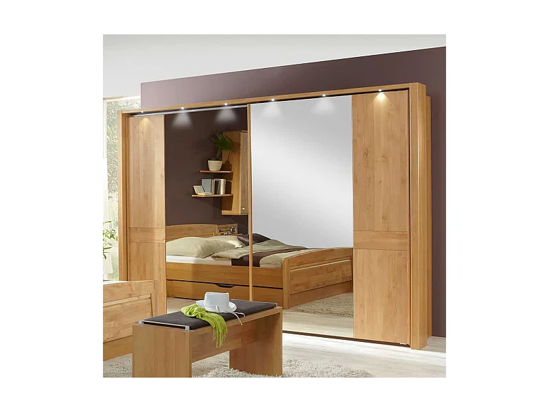 Schwebetürenschrank aus Erle Teilmassiv Beleuchtung