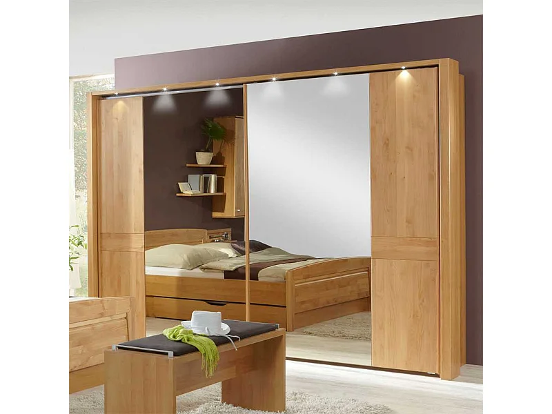 Schwebetürenschrank aus Erle Teilmassiv Beleuchtung