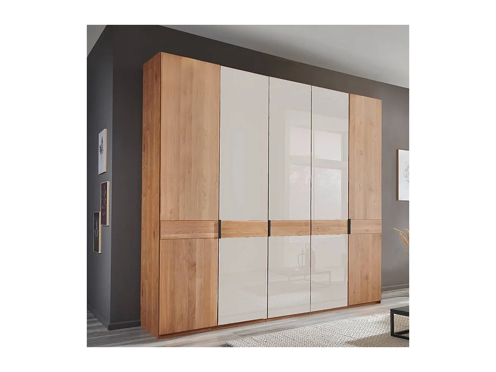 Kleiderschrank Drehtürenkleiderschrank 246 cm breit mit sechs Einlegeböden