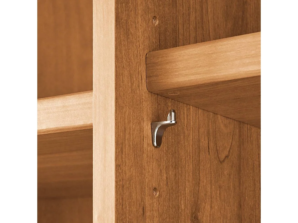 Kleiderschrank Drehtürenkleiderschrank 246 cm breit mit sechs Einlegeböden