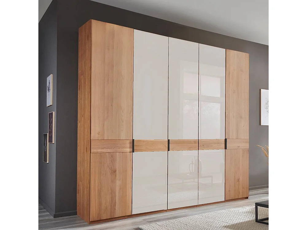 Kleiderschrank Drehtürenkleiderschrank 246 cm breit mit sechs Einlegeböden