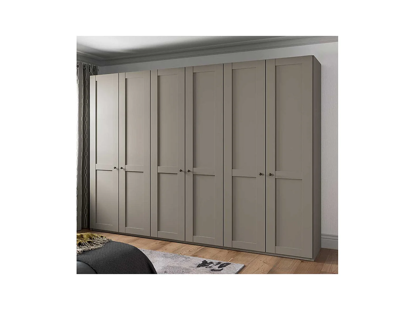 Schlafzimmerschrank in Hellgrau mit 6 Drehtüren modernen Landhausstil