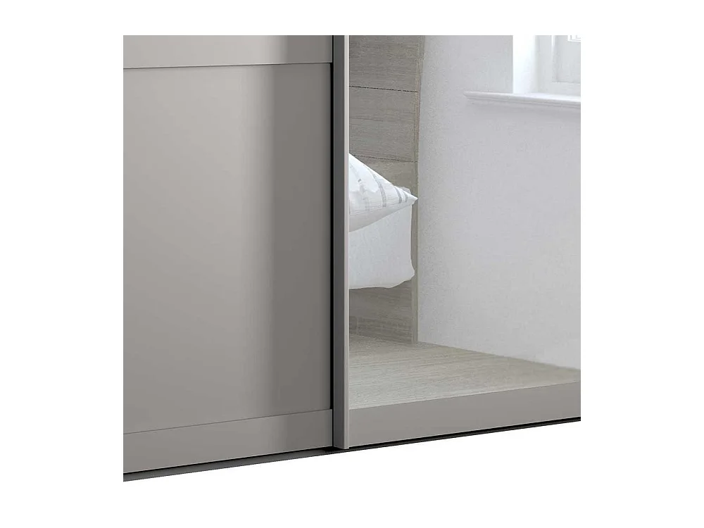 Kleiderschrank mit Schiebetüren in Hellgrau 217 cm hoch