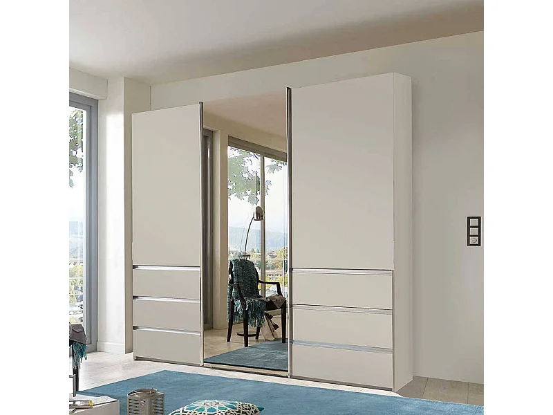 Gleittürenschrank modern in Champagner glasbeschichtet