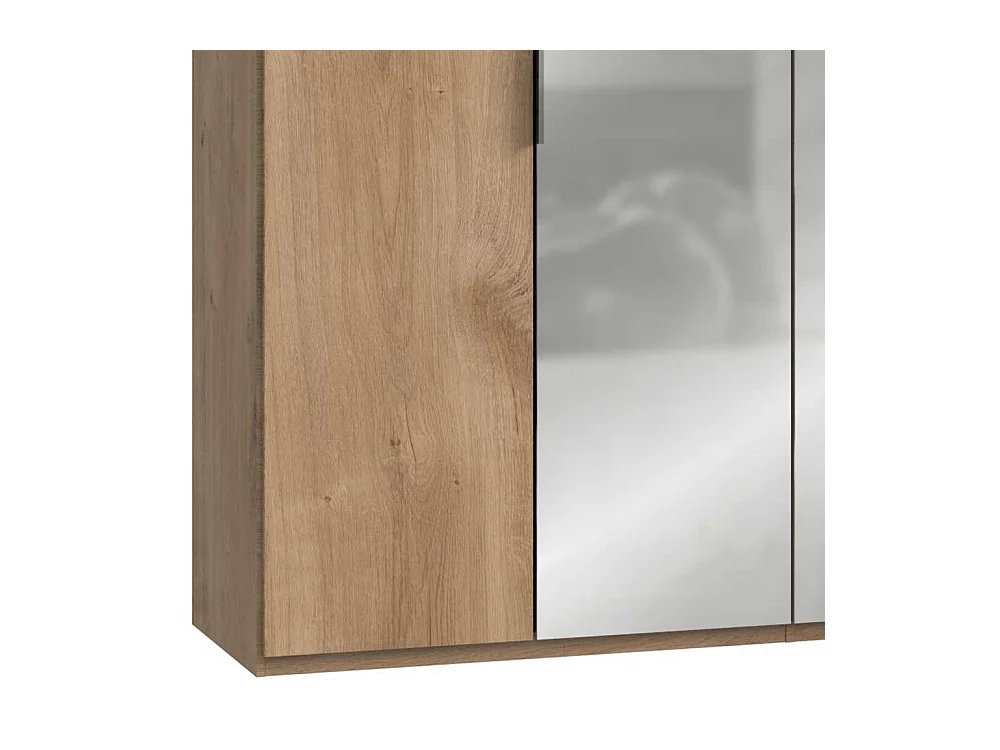 Kleiderschrank mit 4 Türen in Plankeneiche NB 200 cm breit