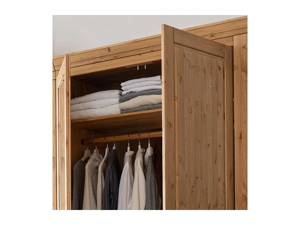 Kiefer Schlafzimmerschrank in Eichefarben gebeizt und geölt 310 cm breit