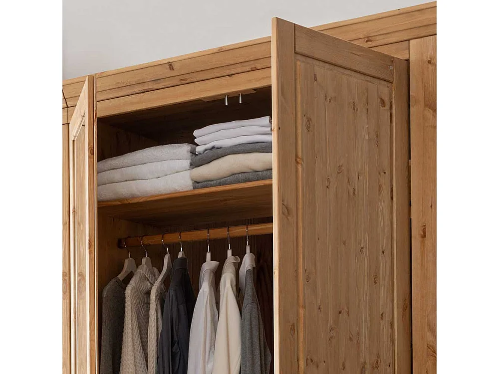 Kiefer Schlafzimmerschrank in Eichefarben gebeizt und geölt 310 cm breit