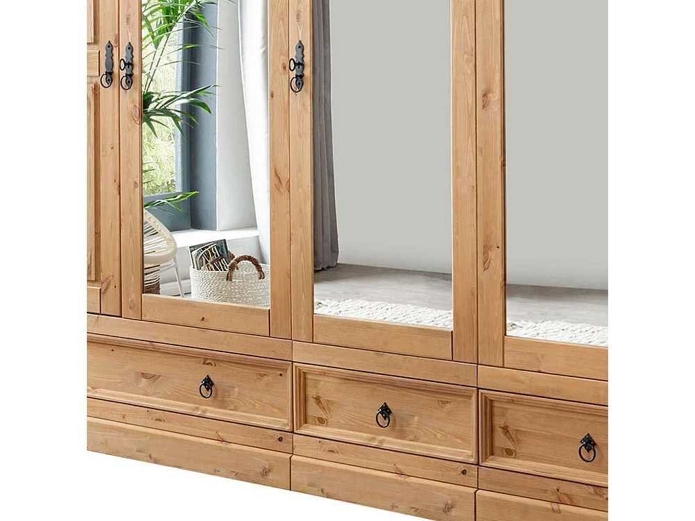 Kiefer Schlafzimmerschrank in Eichefarben gebeizt und geölt 310 cm breit