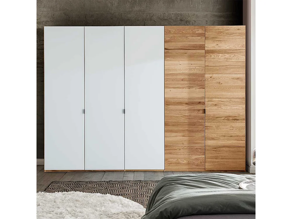 Kleiderschrank 5 türig aus Wildeiche Massivholz Weißglas