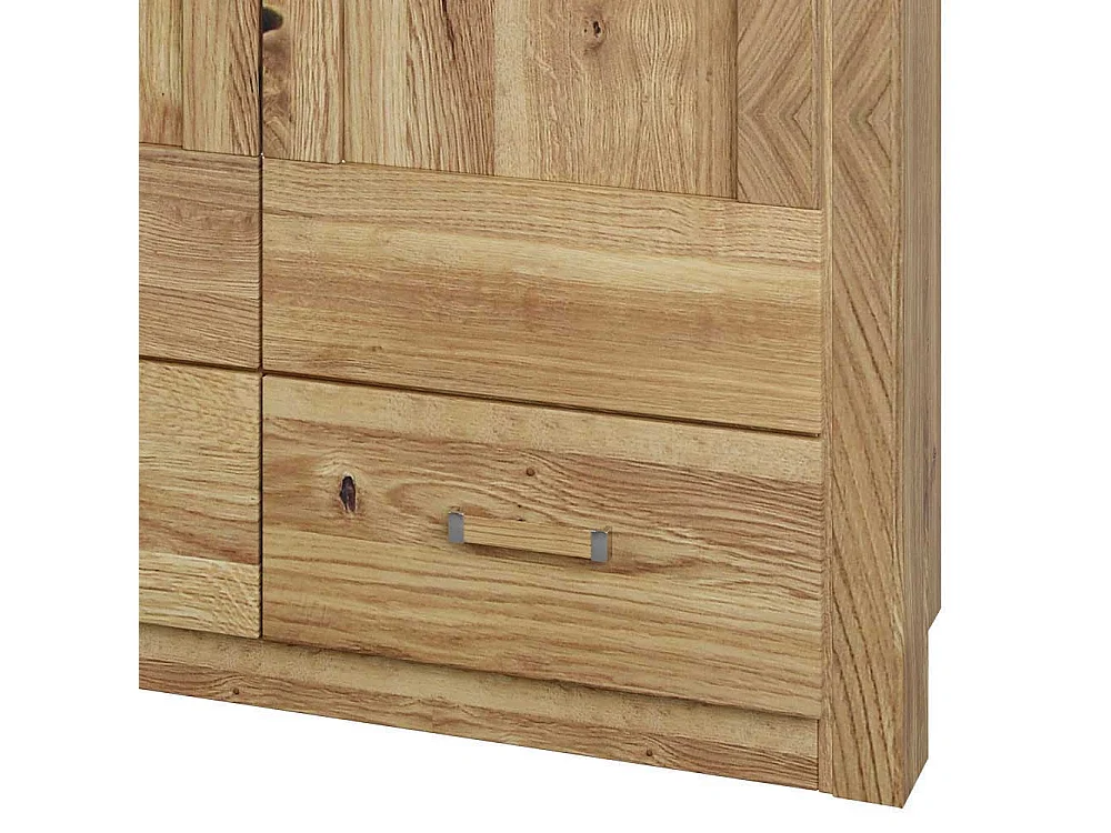 Teilmassiver Schlafzimmerschrank in Asteichefarben Landhausstil